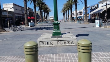 Hermosa Beach, California